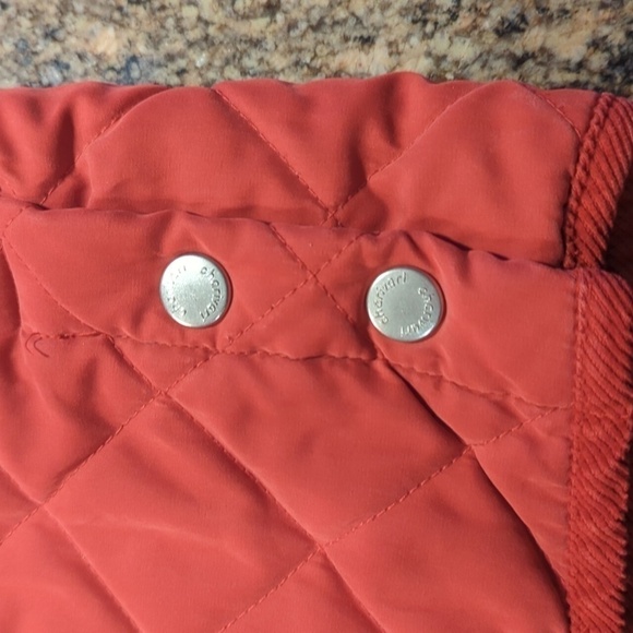 Vtg. Red Vest Chavarari Germany Bavarian quilted vest corduroy collar sz S - Picture 11 of 13